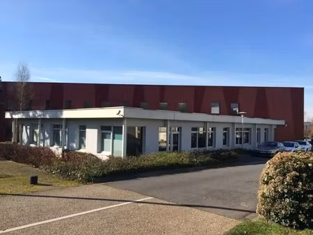 location bureaux 788 m²