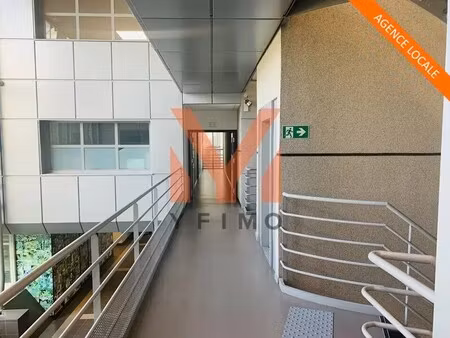 location bureaux 100 m²
