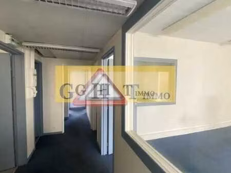 location bureaux 233 m²