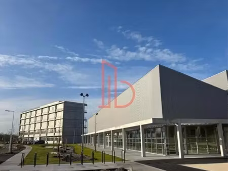 location bureaux 181 m² à 1 592 m²