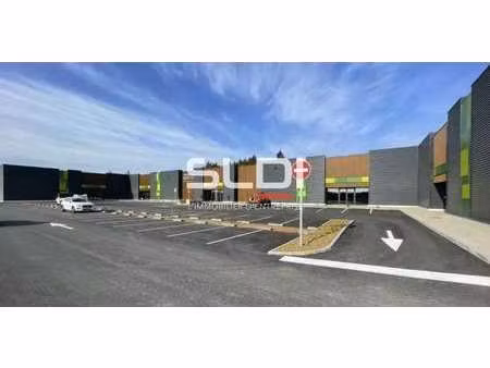 vente commerce 1 024 m²