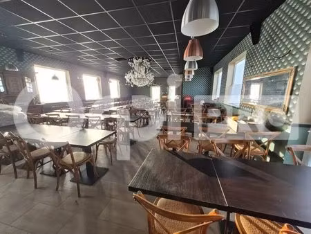 vente commerce 200 m²