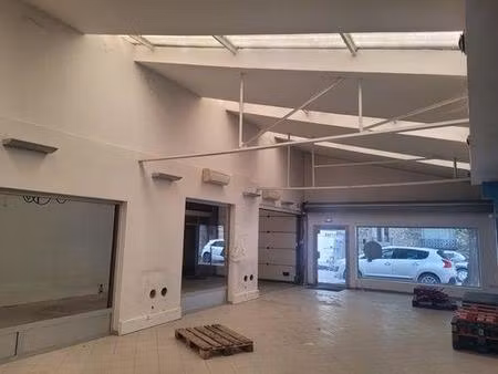 vente commerce issy les moulineaux 92130 325m²