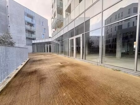 vente commerce nantes 44300 198m² à 757m²