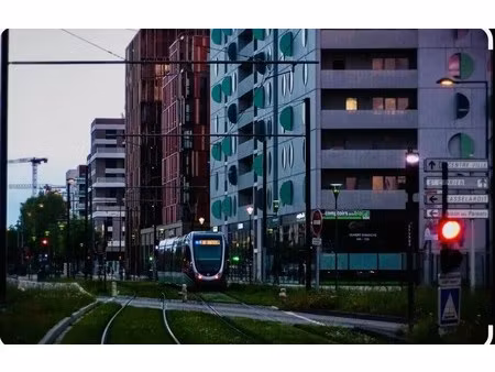 vente commerce 250 m²