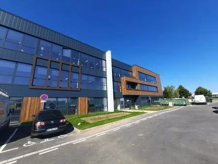 location bureaux 70 m²