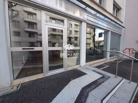 vente commerce 153 m²