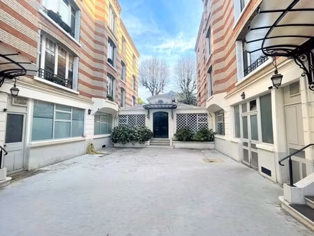 vente commerce neuilly sur seine 92200 375m²