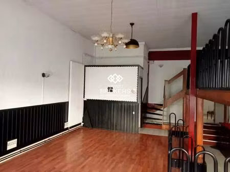 vente commerce 128 m²