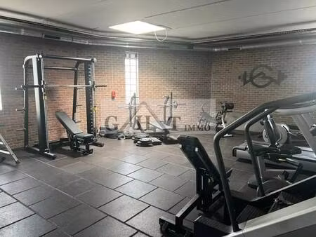 location bureaux 600 m²