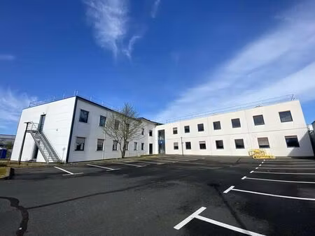 location bureaux 521 m² à 1 071 m²