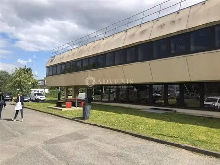 location bureaux 152 m² à 657 m²