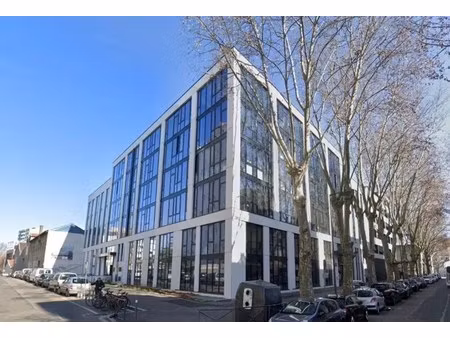 location bureaux 635 m² à 5 026 m²