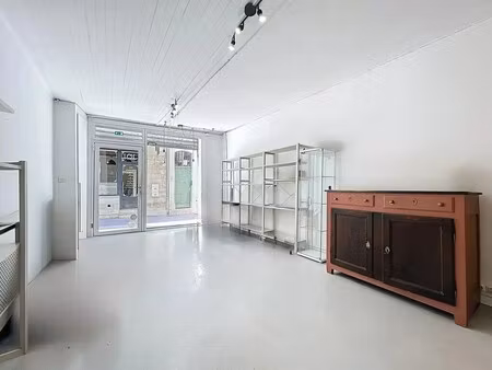 vente commerce 65 m²