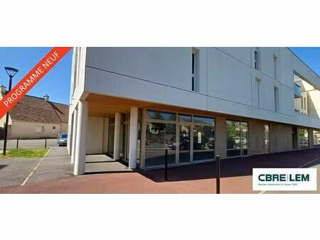 vente commerce 201 m²