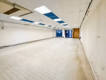 vente commerce 156 m²