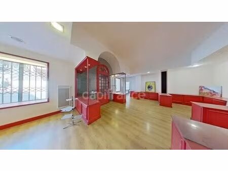 vente commerce 156 m²