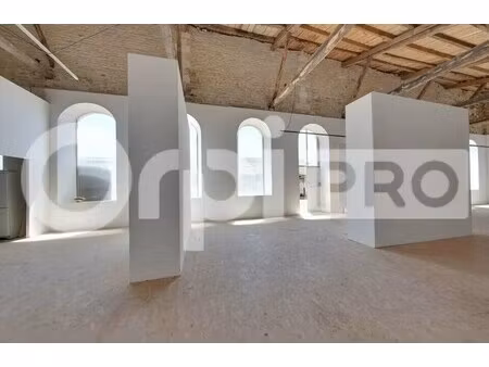 vente commerce 204 m²