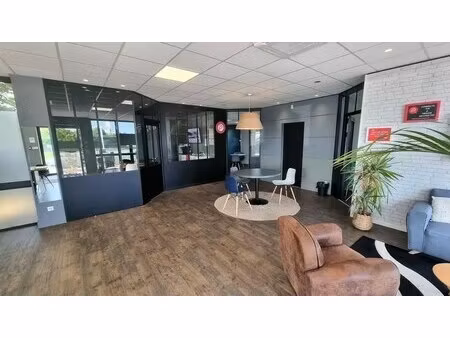 vente commerce 126 m²