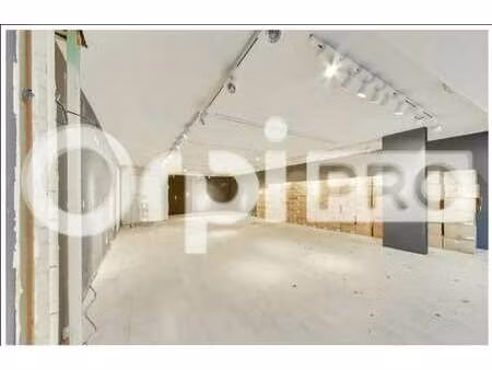 vente commerce 328 m²