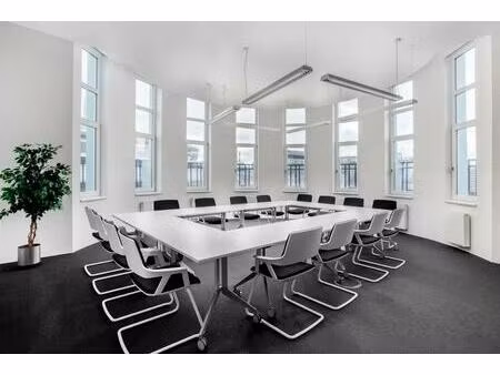 location bureaux 60 m²