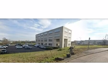 location bureaux 22 m² à 727 m²