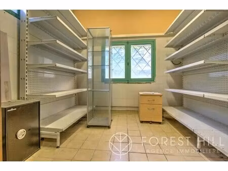 vente commerce 160 m²
