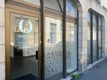 location commerce quimper 29000 127m²