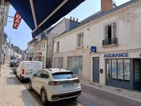 vente commerce 143 m²