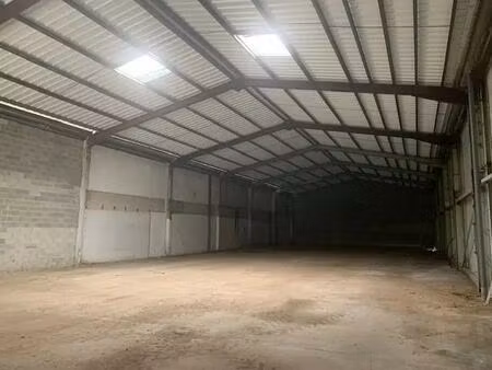 vente commerce 373 m²