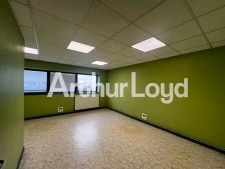 location bureaux 103 m²