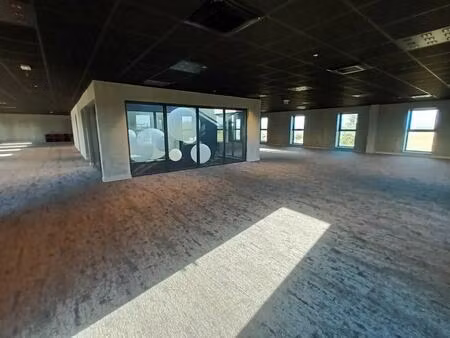 location bureaux 227 m² à 454 m²