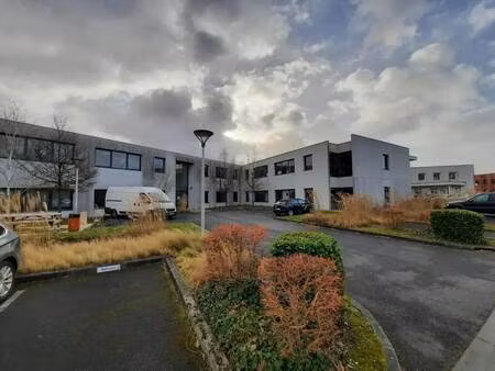 location bureaux 121 m² à 390 m²