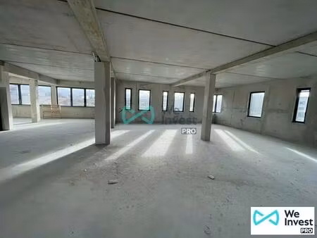 location bureaux 329 m²