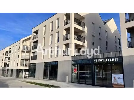 vente commerce benouville 14970 197m²