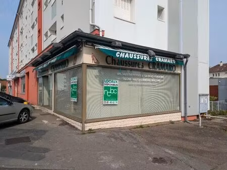 vente commerce besancon 25000 148m²