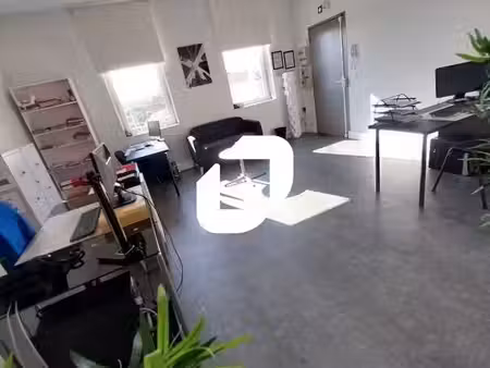 vente bureaux bruges 33520 530m²