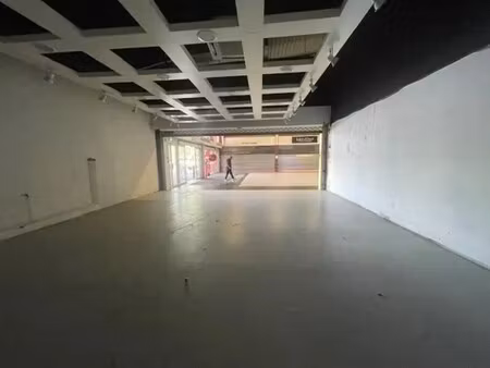 vente commerce 165 m²