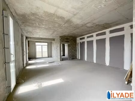 vente commerce 146 m²