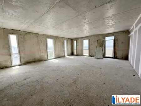 vente commerce 222 m²