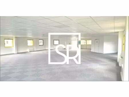 location bureaux 285 m²