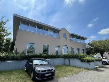 location bureaux 100 m² à 411 m²