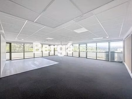 location bureaux 105 m²