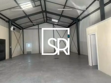 vente commerce abrest 03200 110m²