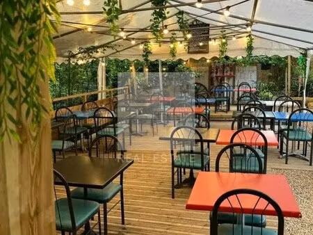 vente commerce 105 m²