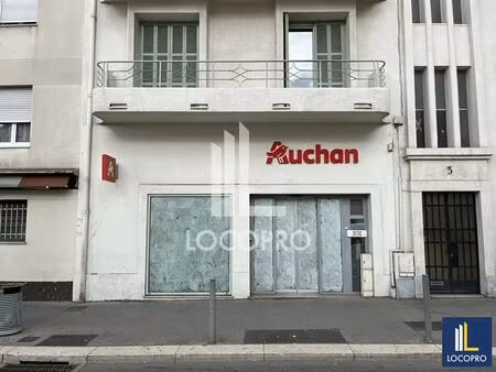 vente commerce 90 m²