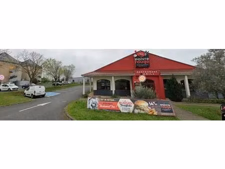 vente commerce niort 79000 595m²