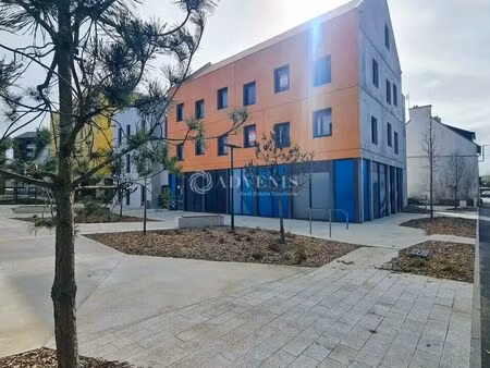 vente commerce 62 m²