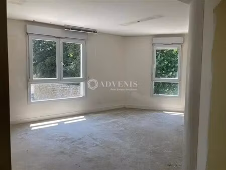 location bureaux 304 m²