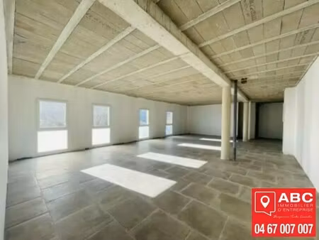 location bureaux 127 m²